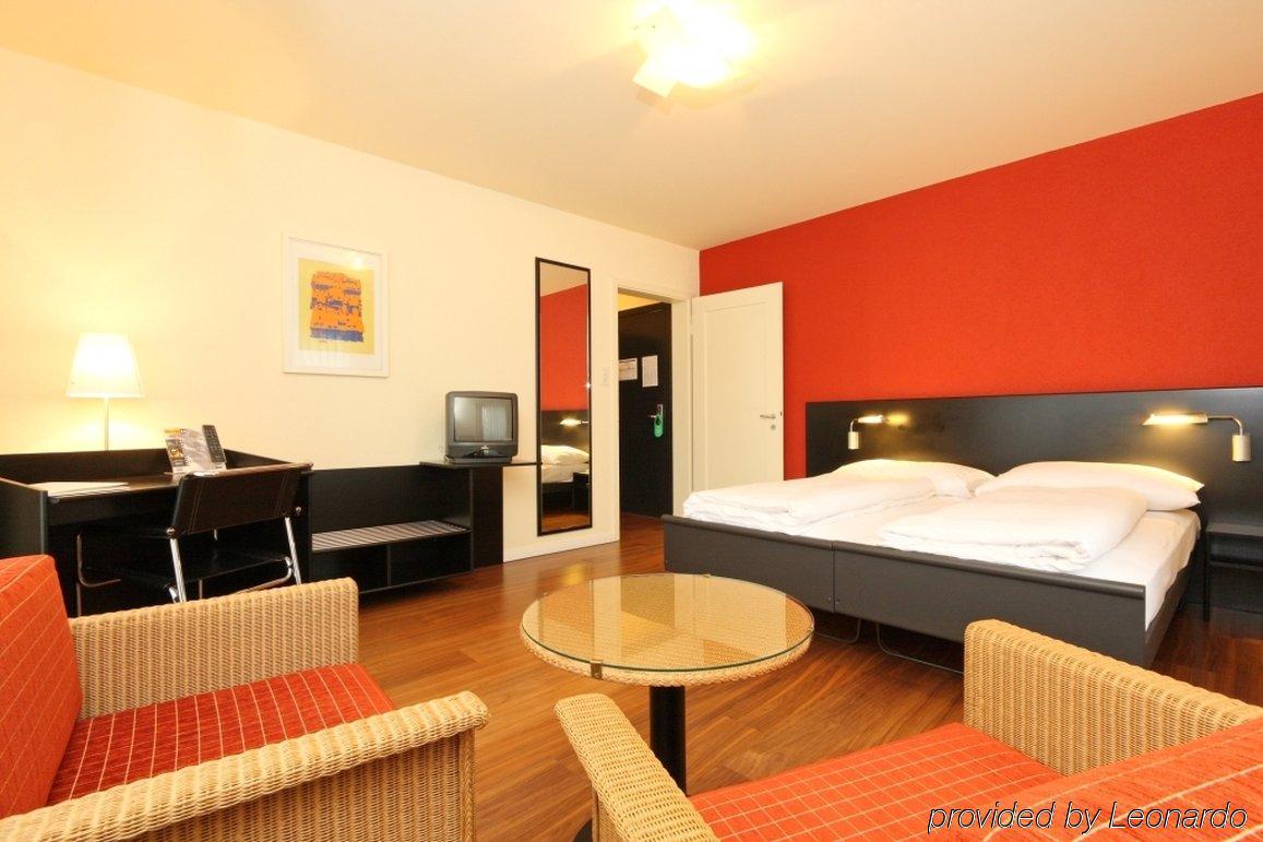 Ibis Styles Bern City Kamer foto