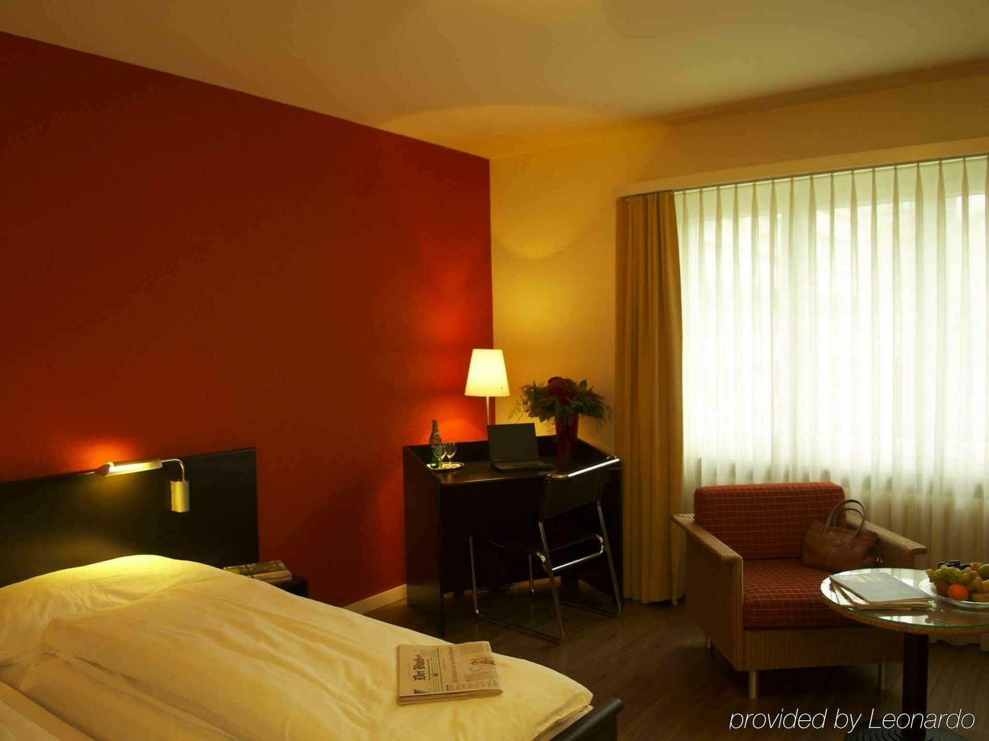 Ibis Styles Bern City Buitenkant foto